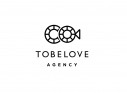 WHITE_Tobelove_agency_logo_1-01